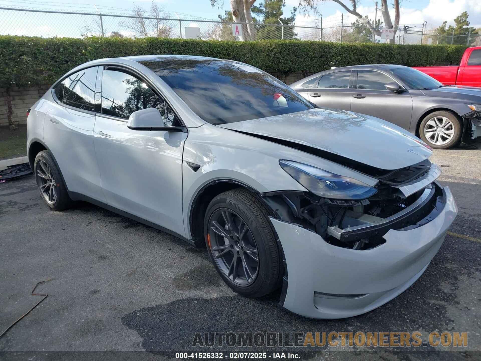 7SAYGDEE4RF177503 TESLA MODEL Y 2024