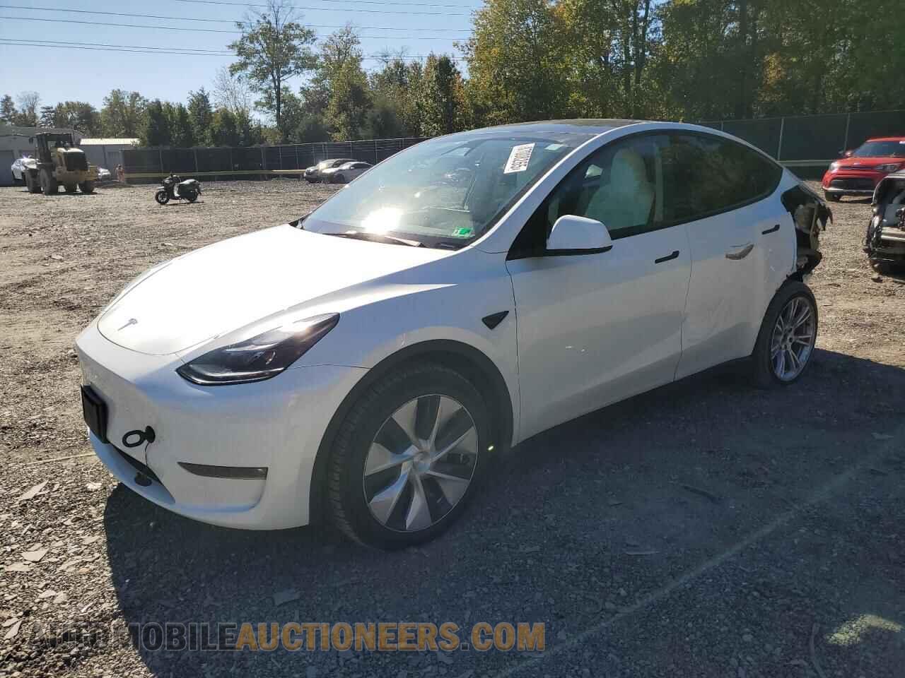 7SAYGDEE5PF828831 TESLA MODEL Y 2023