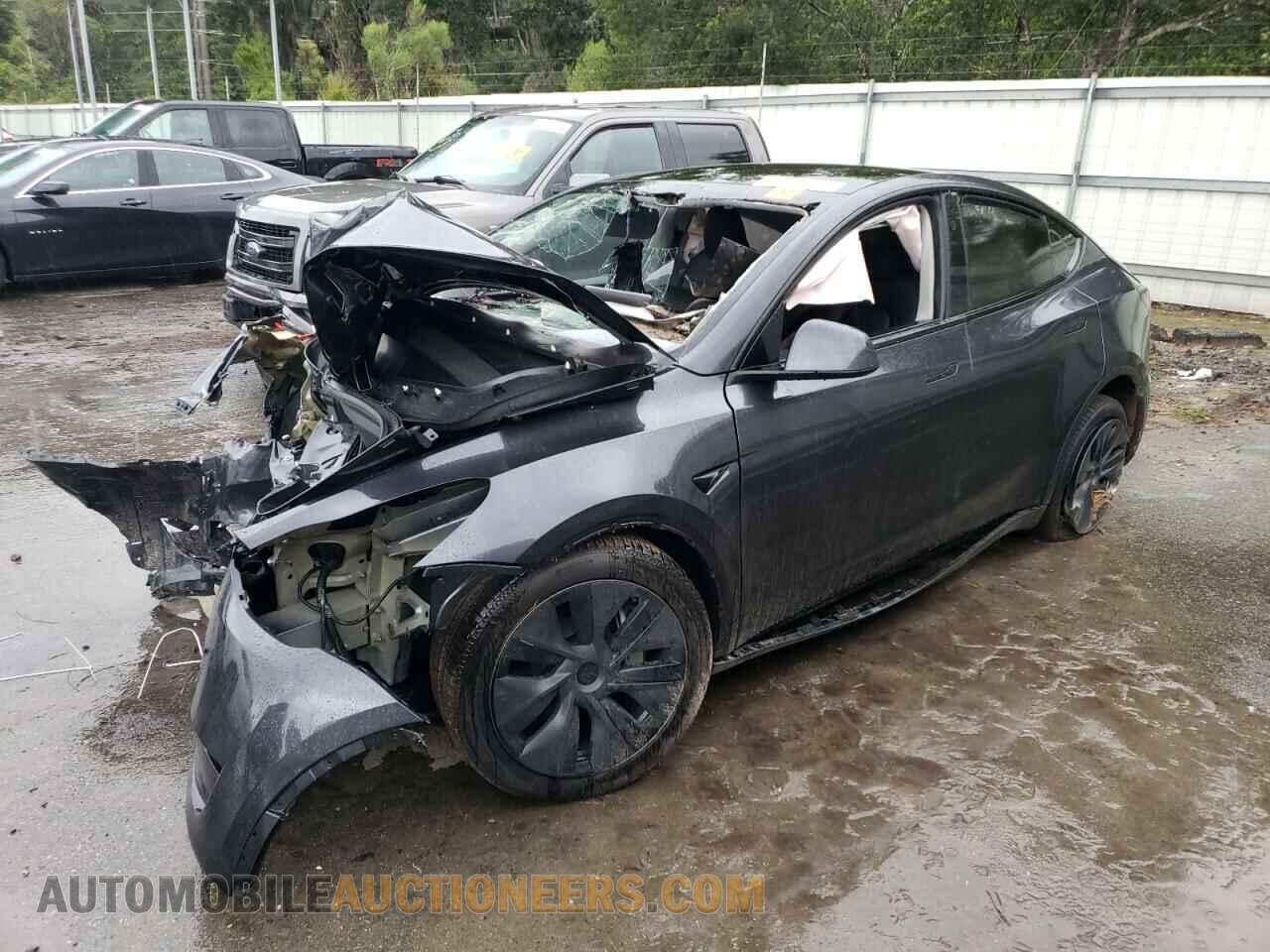 7SAYGDEE5RA300089 TESLA MODEL Y 2024