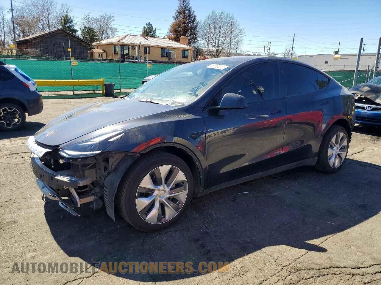 7SAYGDEE5RF071397 TESLA MODEL Y 2024