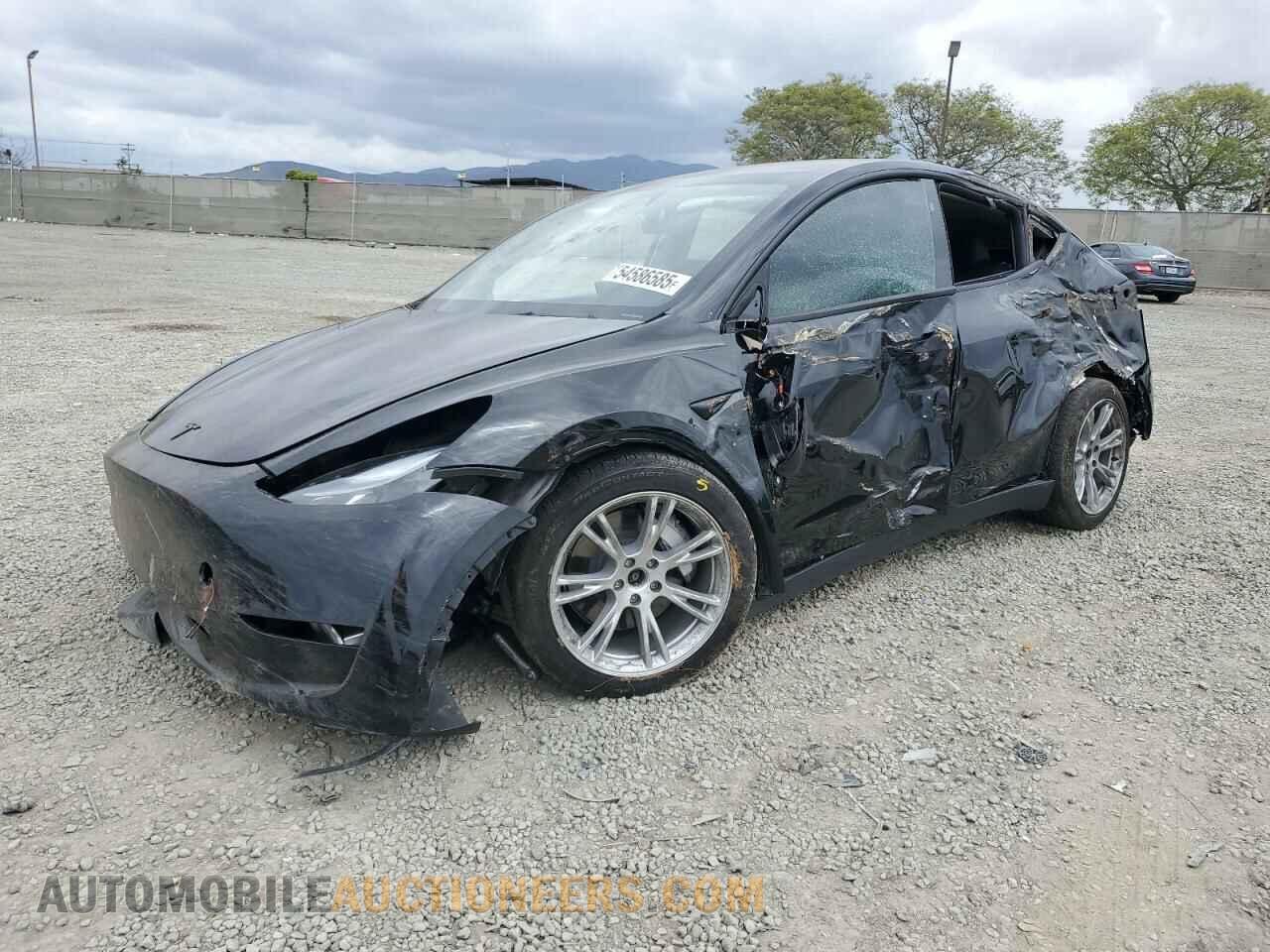 7SAYGDEE5RF084537 TESLA MODEL Y 2024