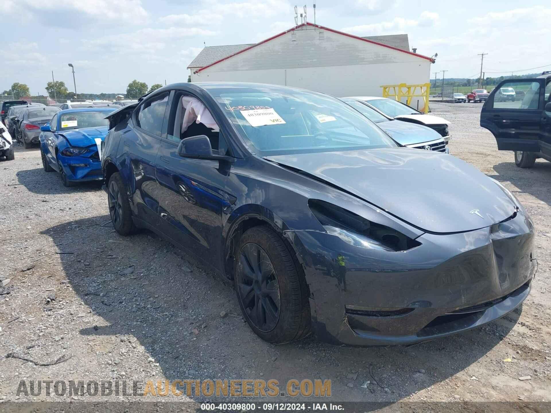 7SAYGDEE5RF153694 TESLA MODEL Y 2024