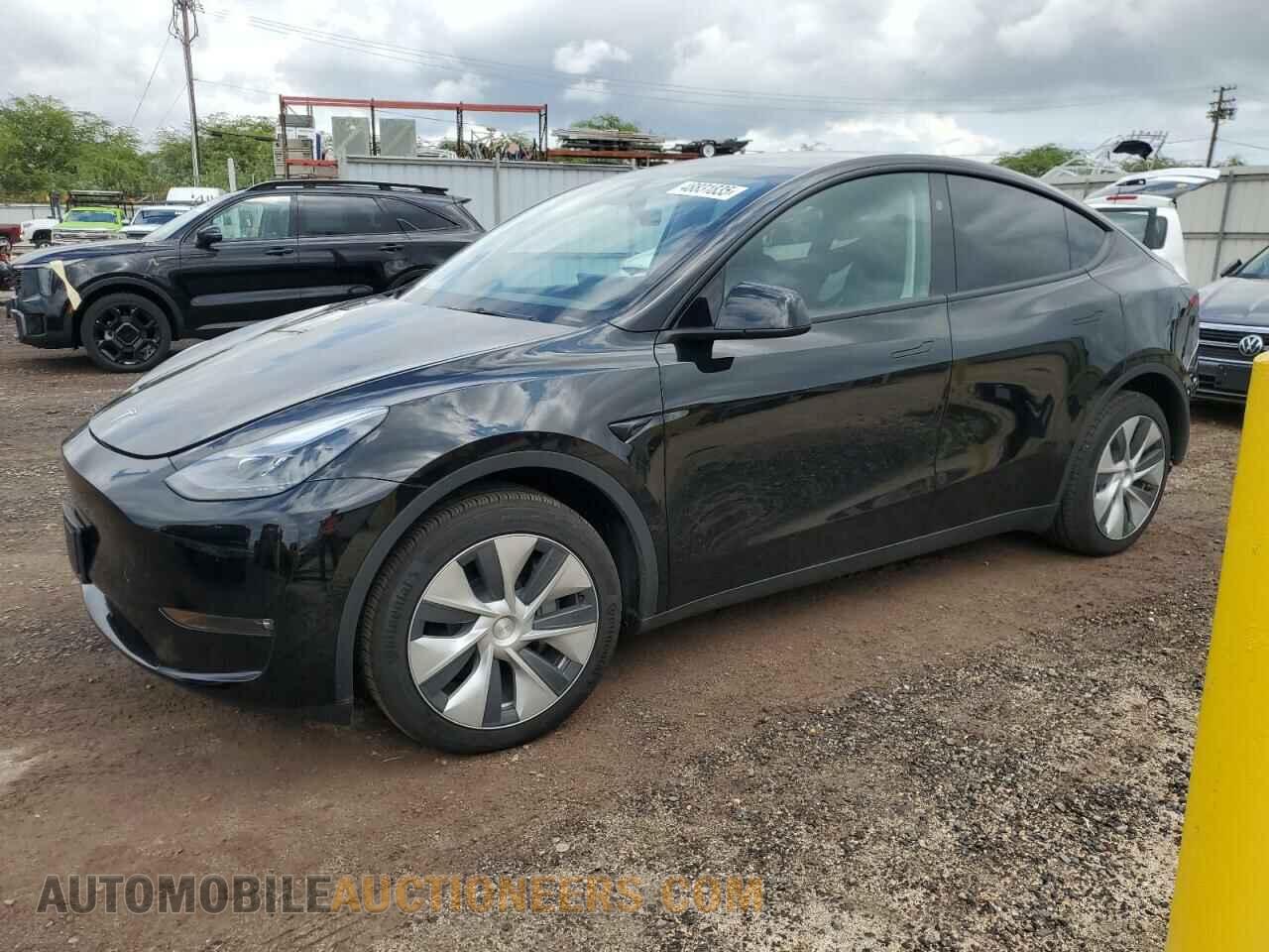 7SAYGDEE5RF983821 TESLA MODEL Y 2024