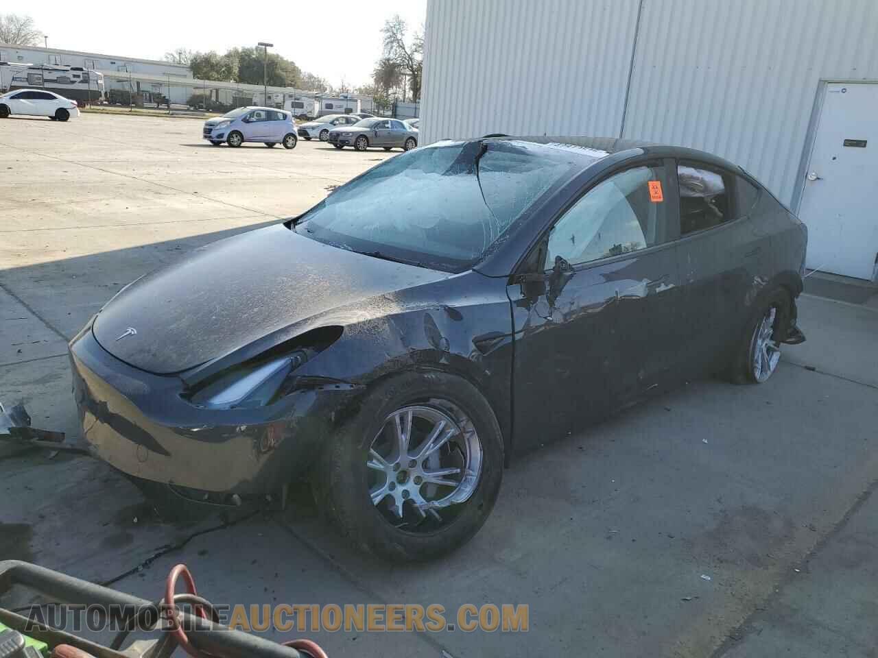 7SAYGDEE6RF063230 TESLA MODEL Y 2024