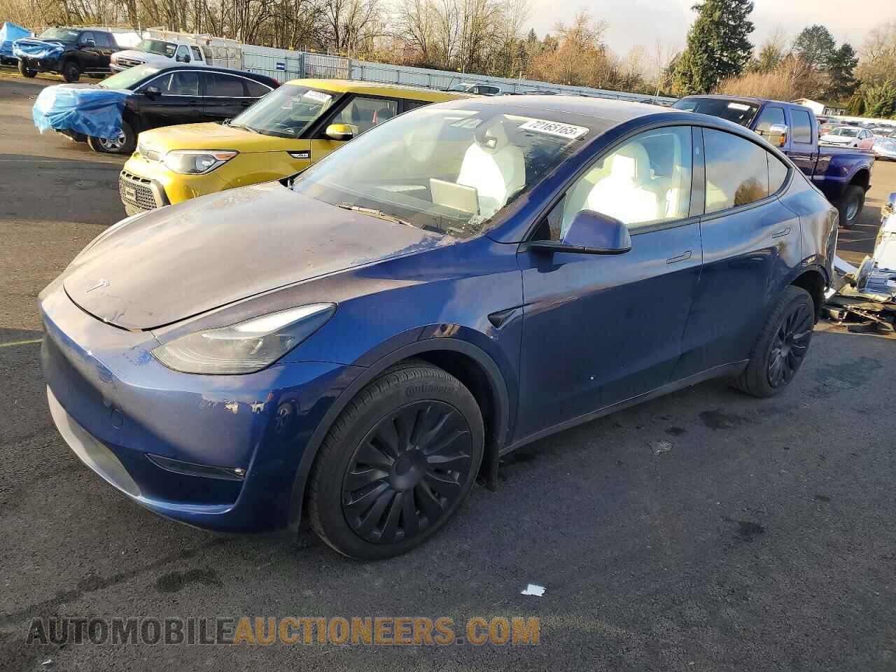 7SAYGDEE6RF081145 TESLA MODEL Y 2024