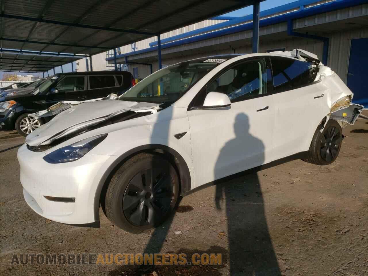 7SAYGDEE6RF190608 TESLA MODEL Y 2024