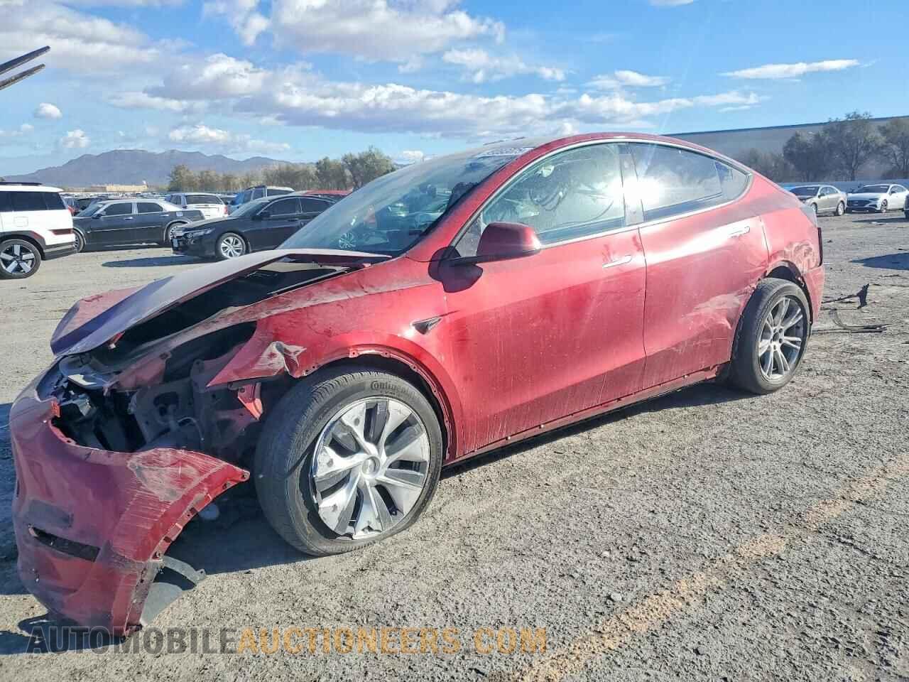 7SAYGDEE6RF995590 TESLA MODEL Y 2024