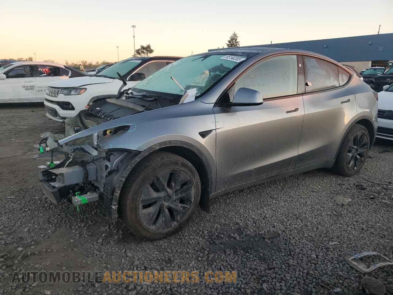 7SAYGDEE6SF294473 TESLA MODEL Y 2025