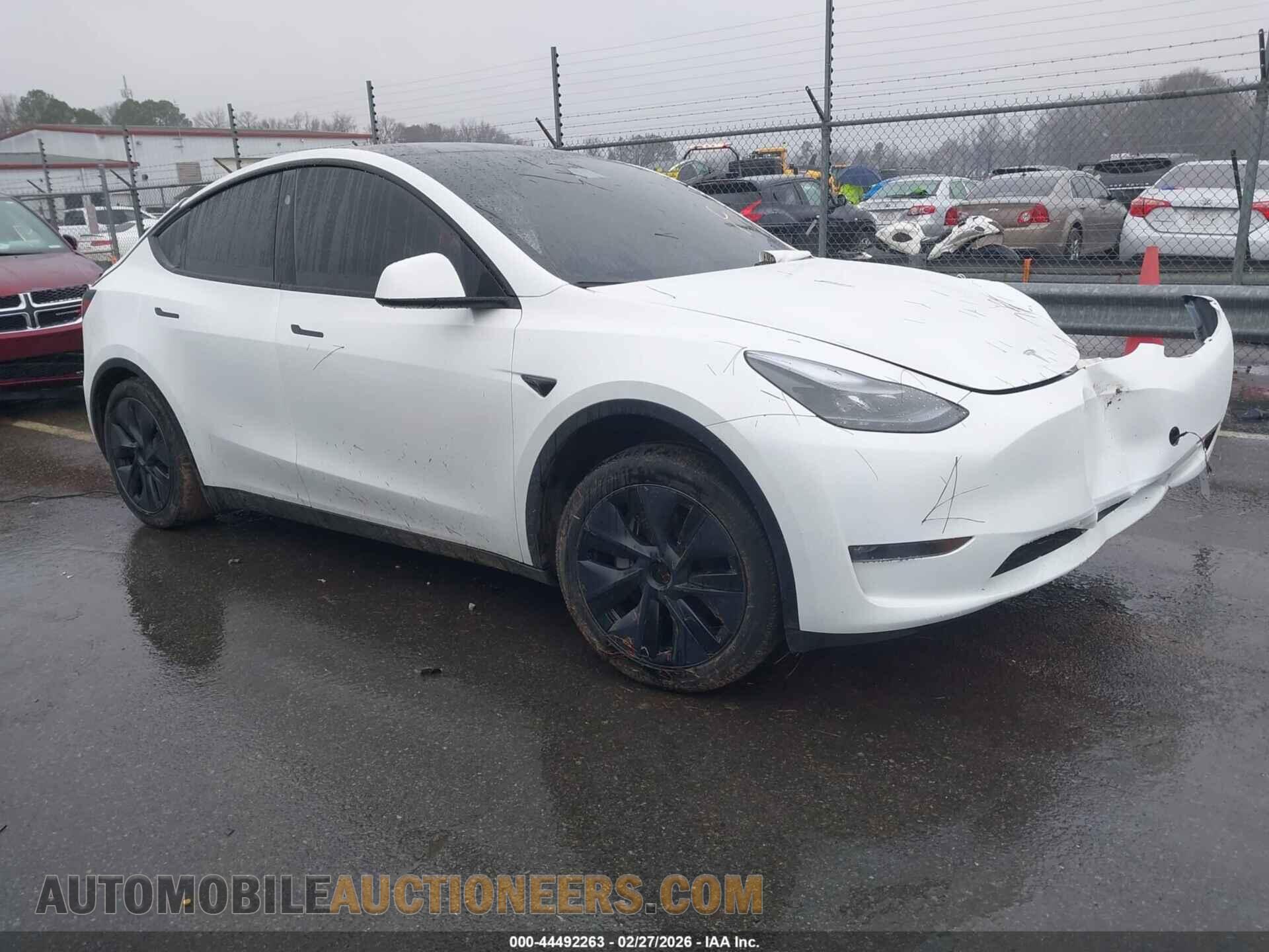 7SAYGDEE7RA325446 TESLA MODEL Y 2024