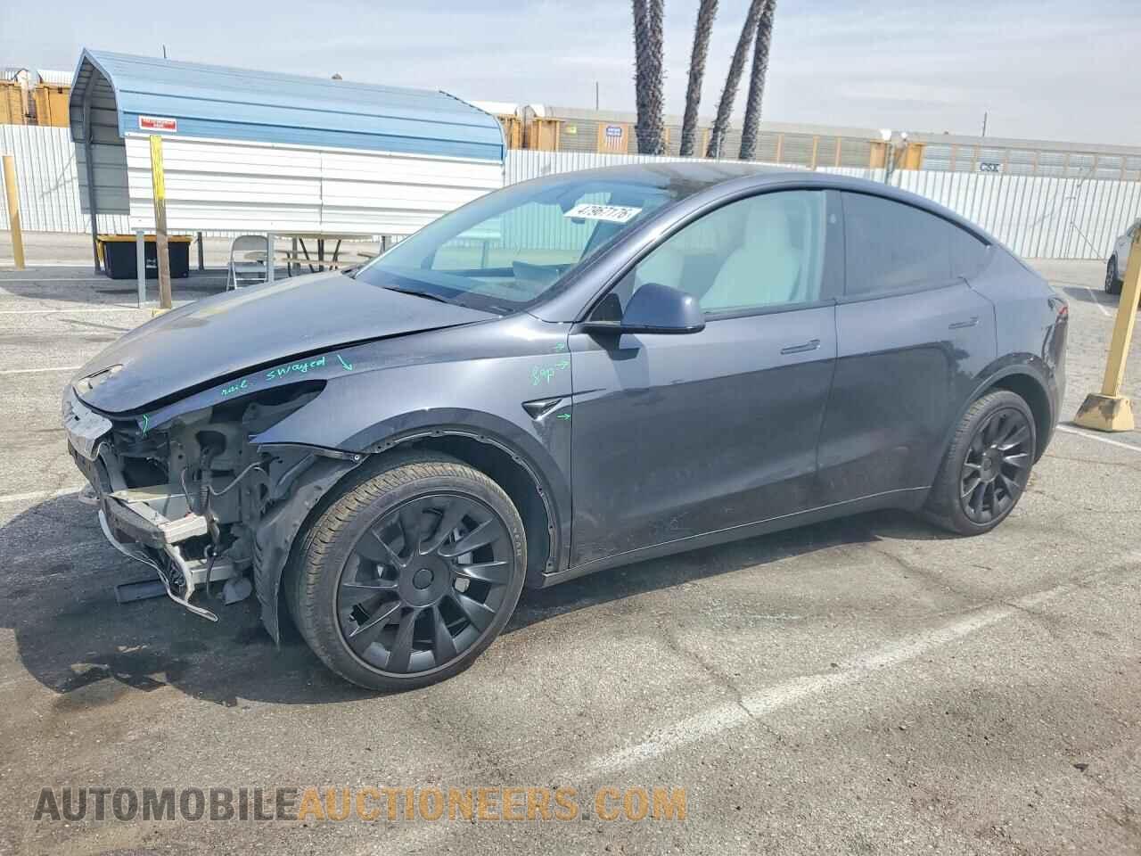 7SAYGDEE7RF001965 TESLA MODEL Y 2024