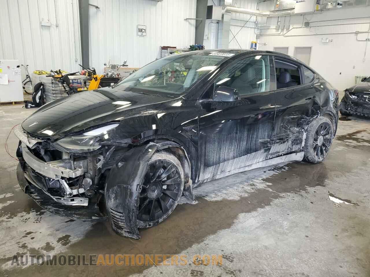 7SAYGDEE7RF056089 TESLA MODEL Y 2024