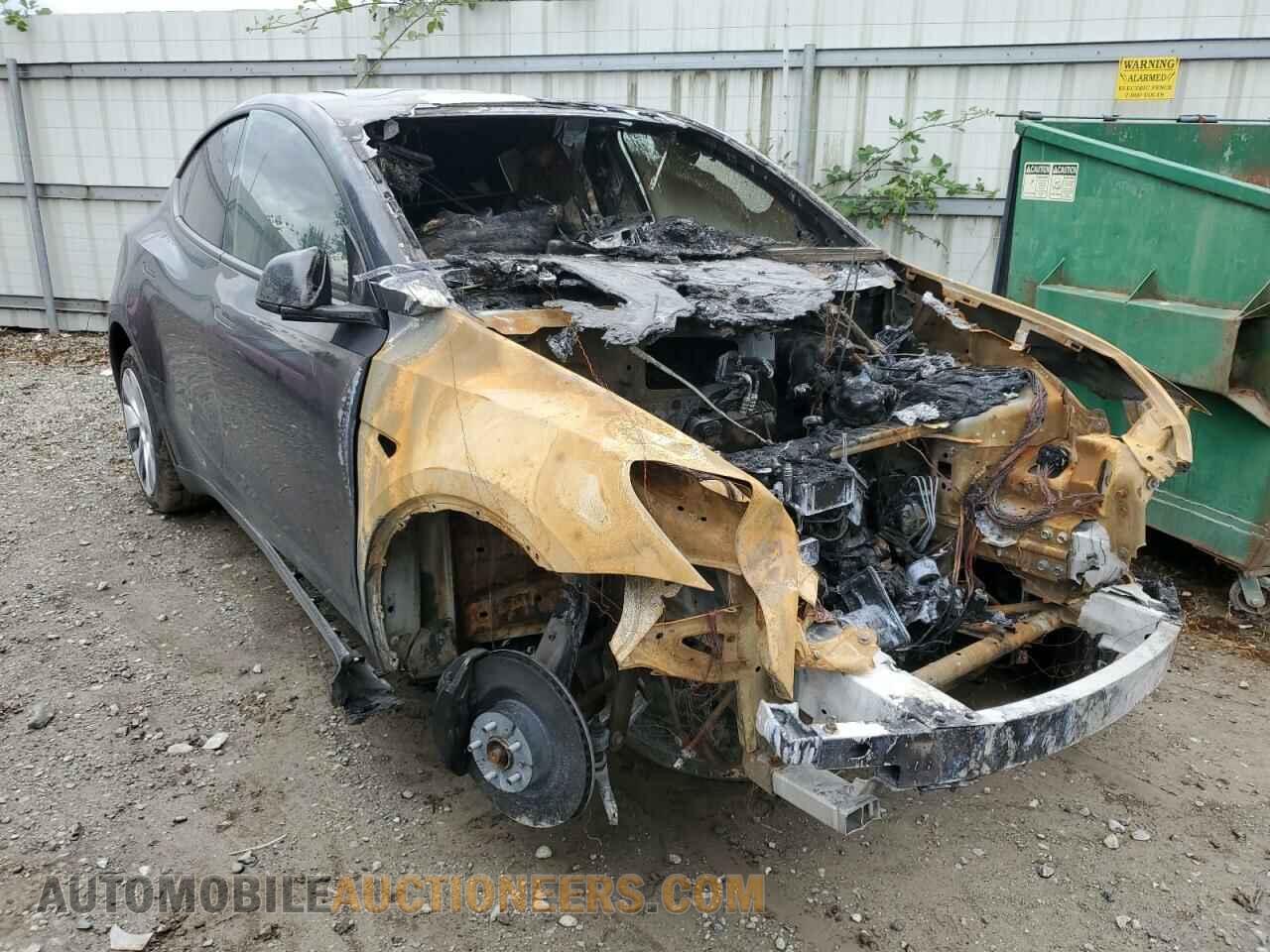 7SAYGDEE7RF062779 TESLA MODEL Y 2024