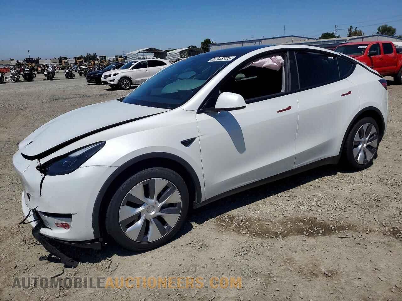 7SAYGDEE7RF090338 TESLA MODEL Y 2024