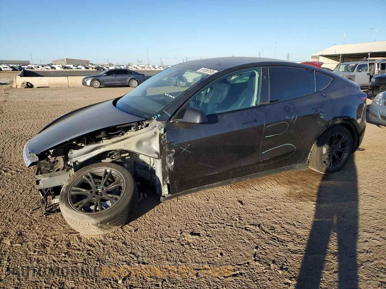 7SAYGDEE7RF166107 TESLA MODEL Y 2024