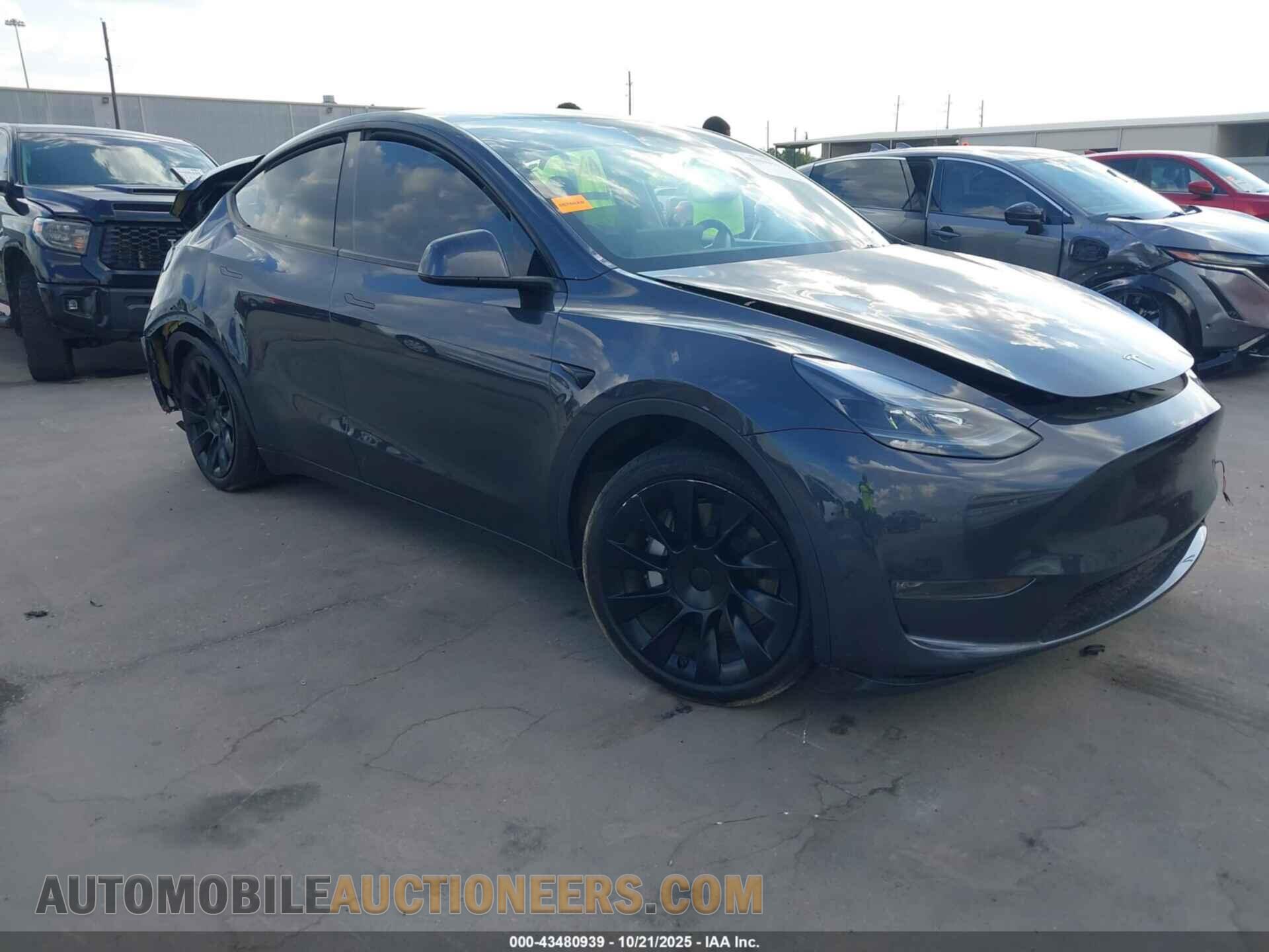 7SAYGDEE7SA345847 TESLA MODEL Y 2025