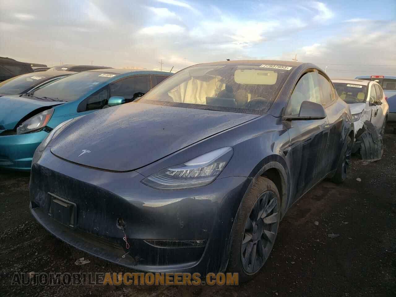 7SAYGDEE8NF433359 TESLA MODEL Y 2022