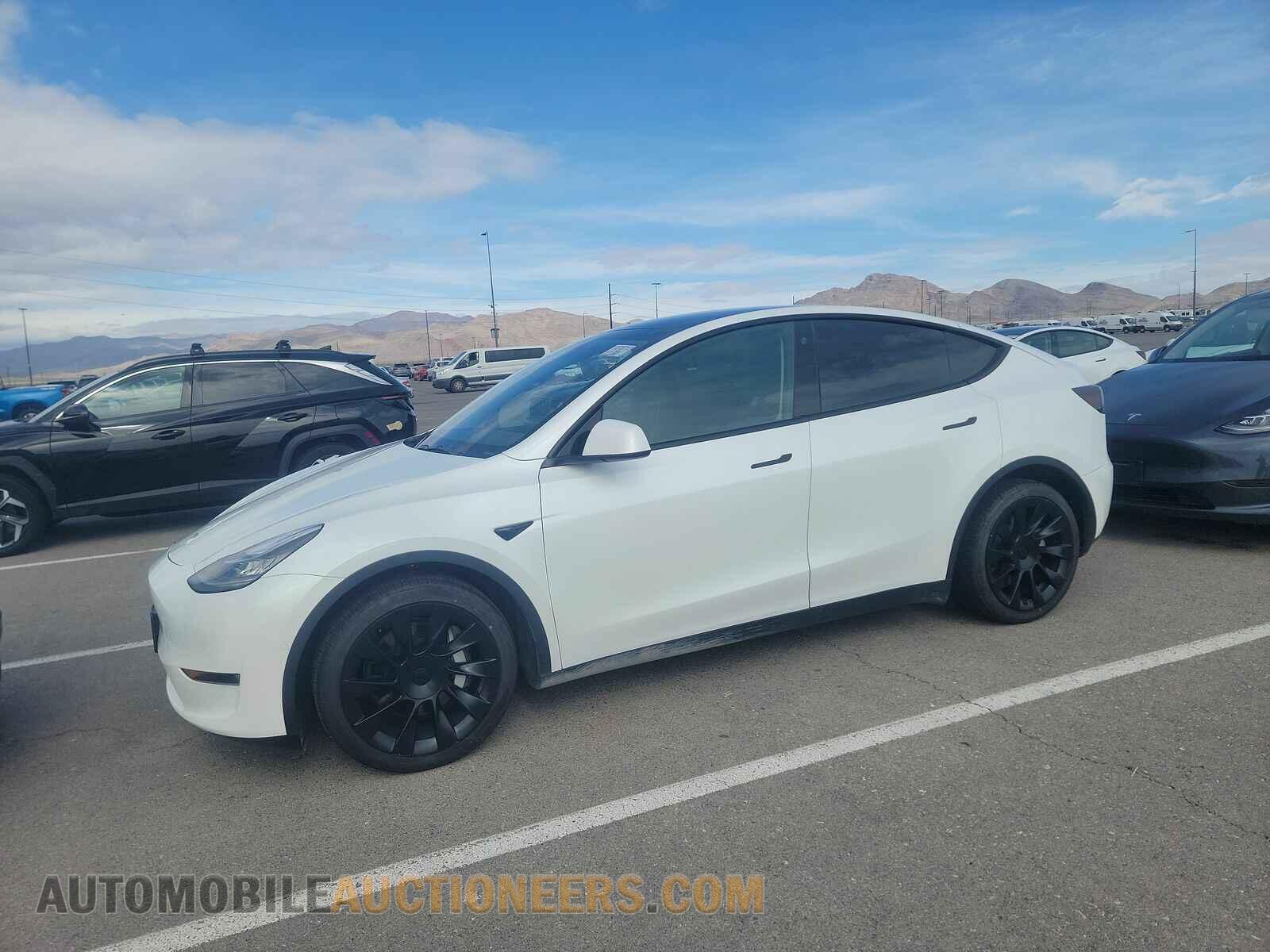 7SAYGDEE8NF481475 Tesla Mo 2022