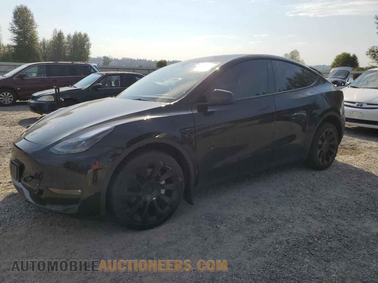 7SAYGDEE8PF756586 TESLA MODEL Y 2023