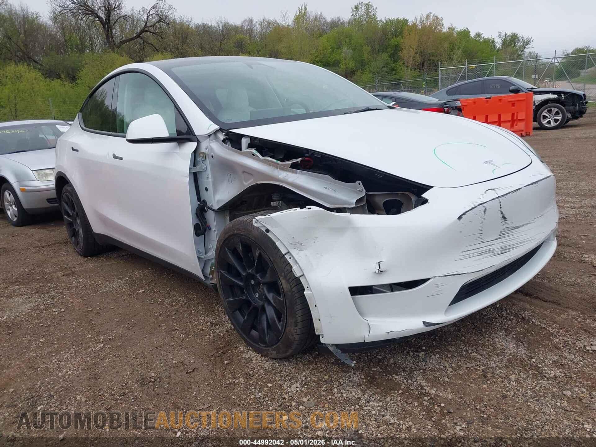 7SAYGDEE8PF874721 TESLA MODEL Y 2023