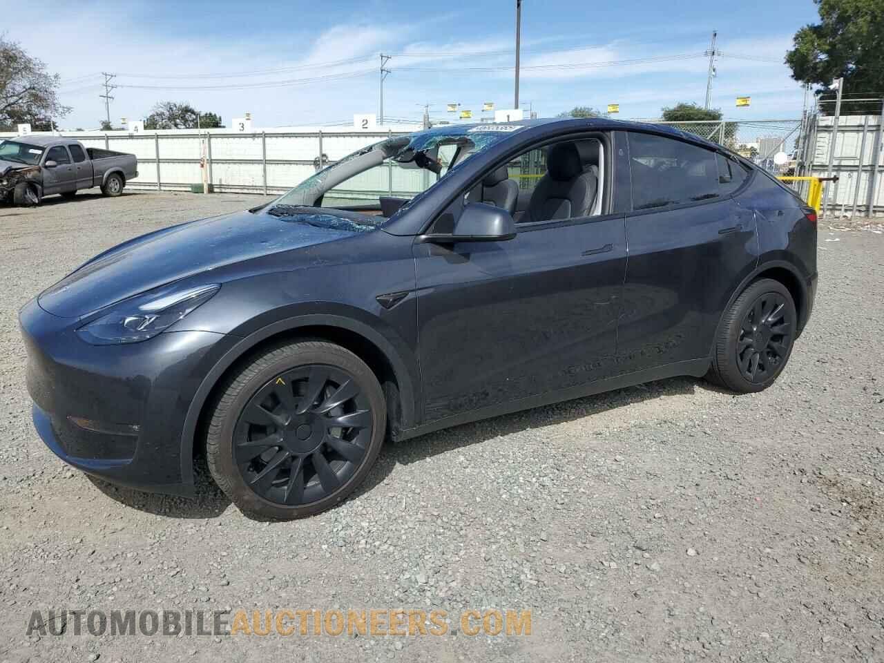 7SAYGDEE8RF148280 TESLA MODEL Y 2024