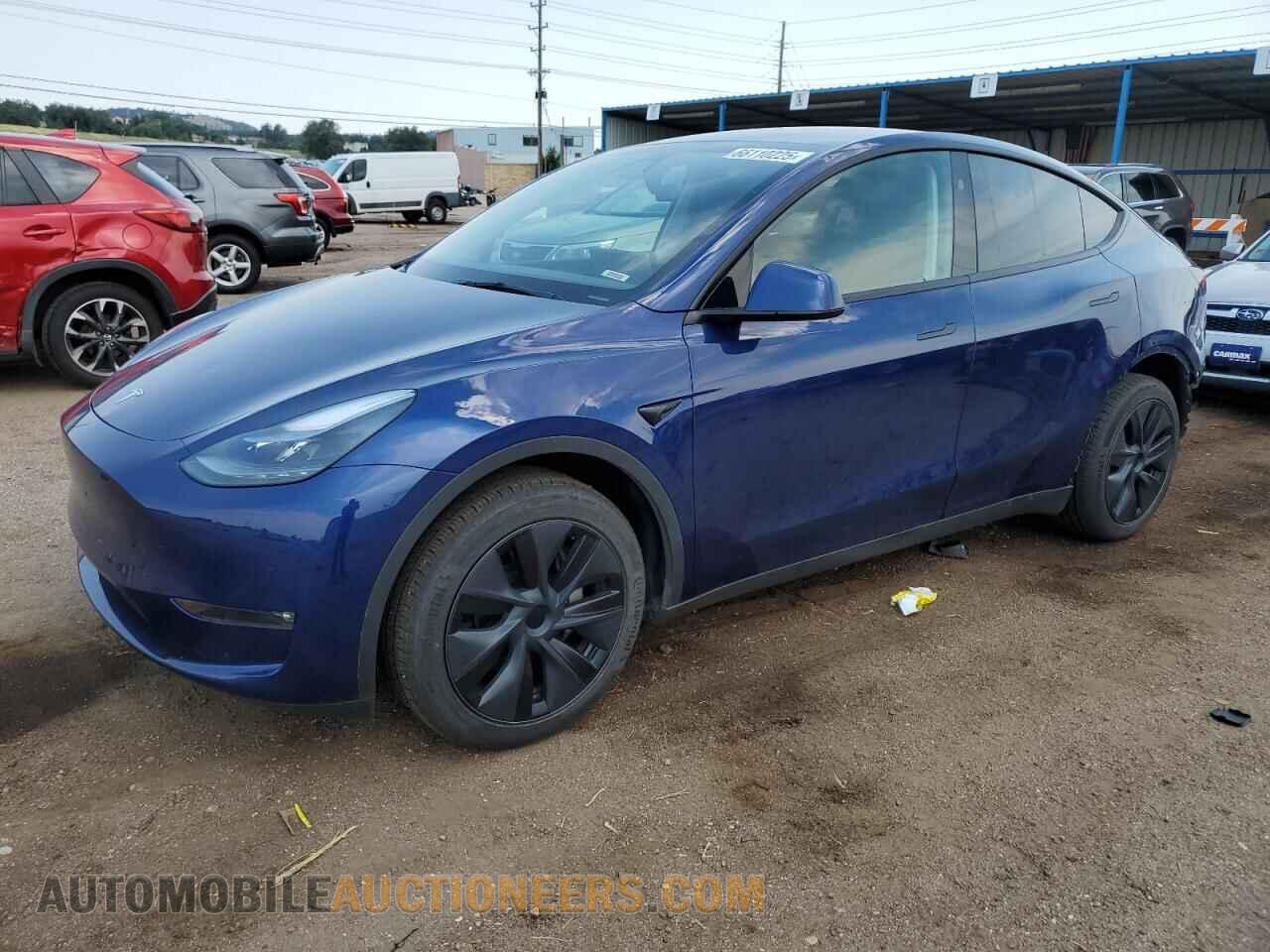7SAYGDEE8RF165810 TESLA MODEL Y 2024
