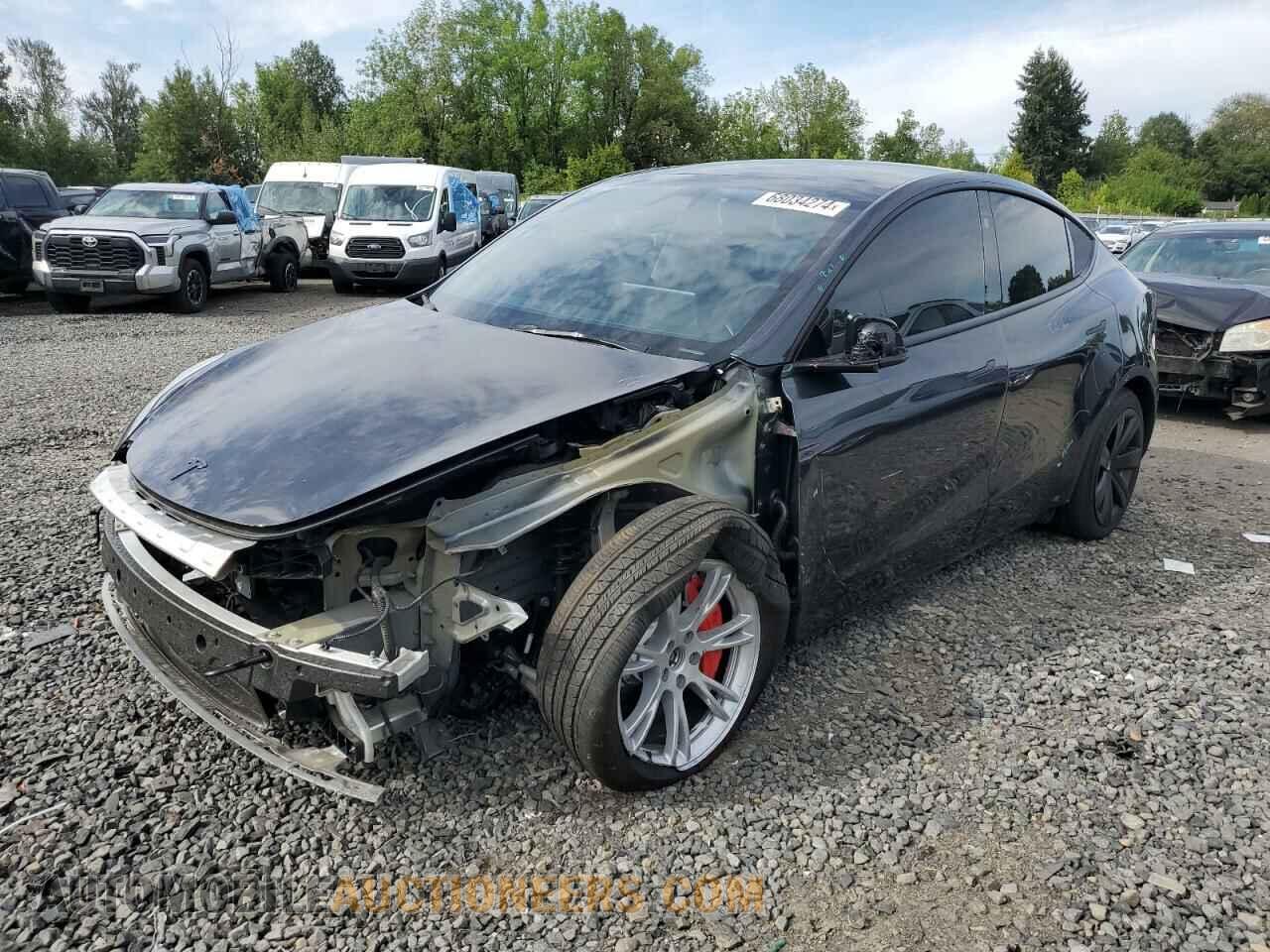 7SAYGDEE8RF991380 TESLA MODEL Y 2024