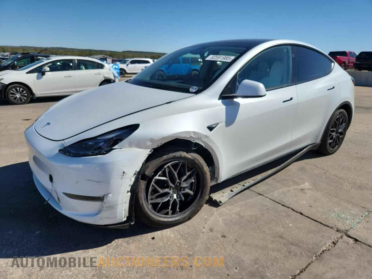 7SAYGDEE8SA366657 TESLA MODEL Y 2025
