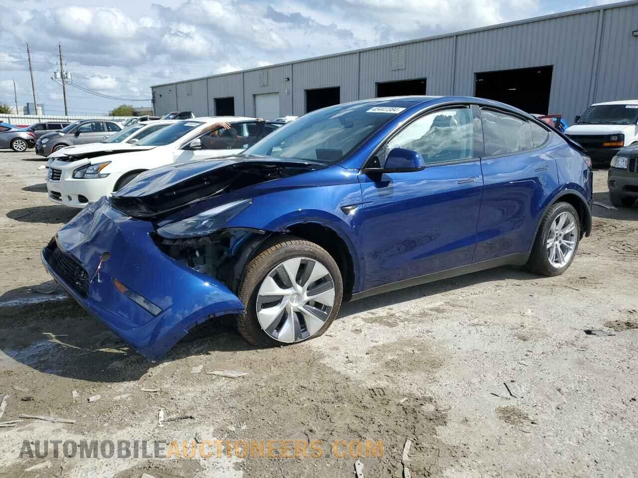 7SAYGDEE9RA220861 TESLA MODEL Y 2024