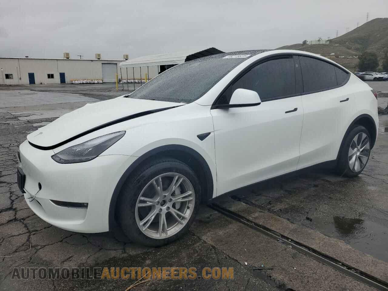 7SAYGDEE9RF002292 TESLA MODEL Y 2024