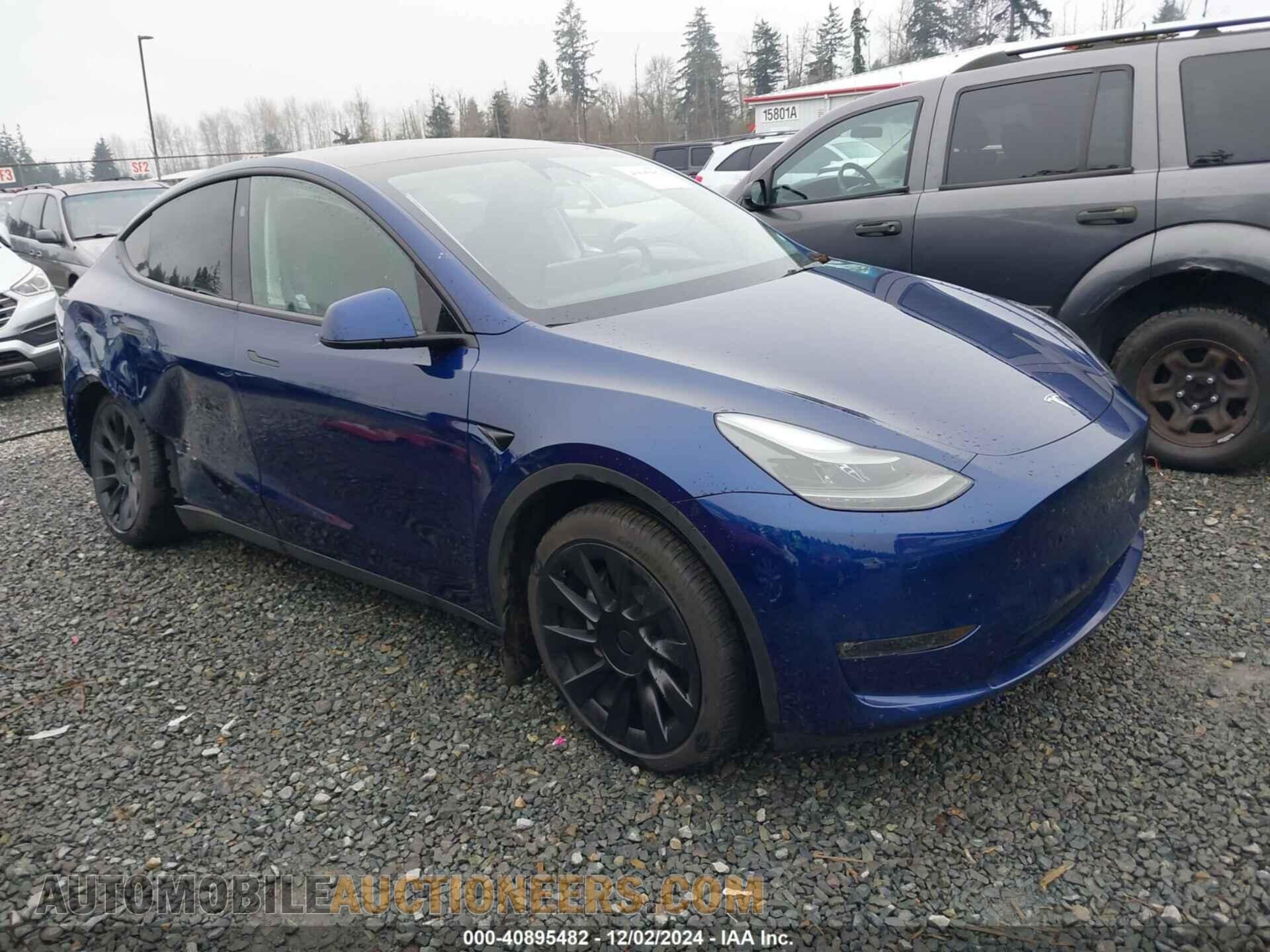 7SAYGDEE9RF066607 TESLA MODEL Y 2024