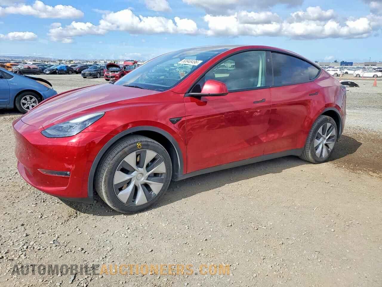 7SAYGDEE9RF069152 TESLA MODEL Y 2024