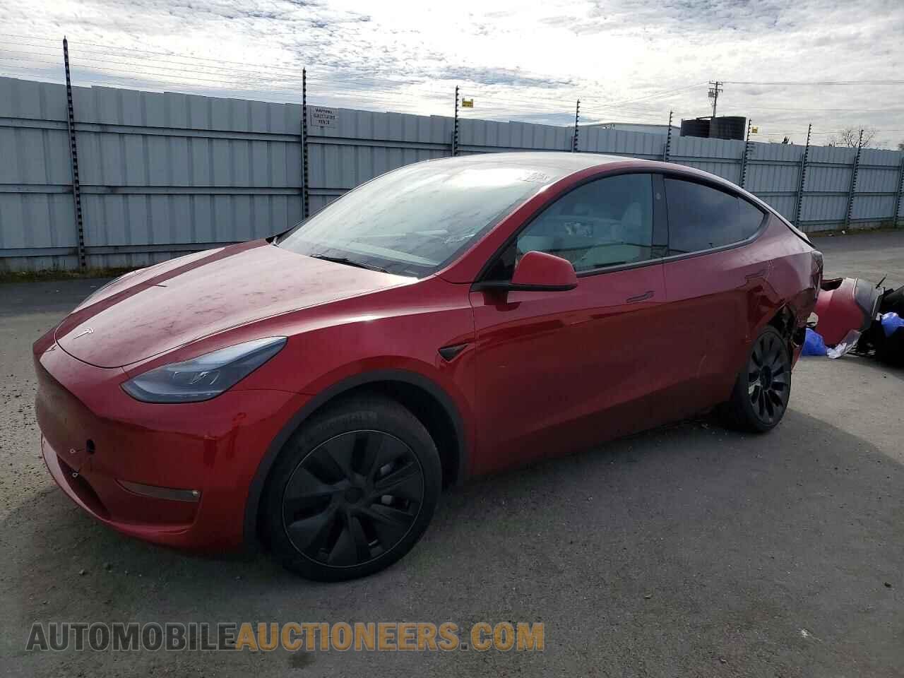 7SAYGDEE9SF280275 TESLA MODEL Y 2025