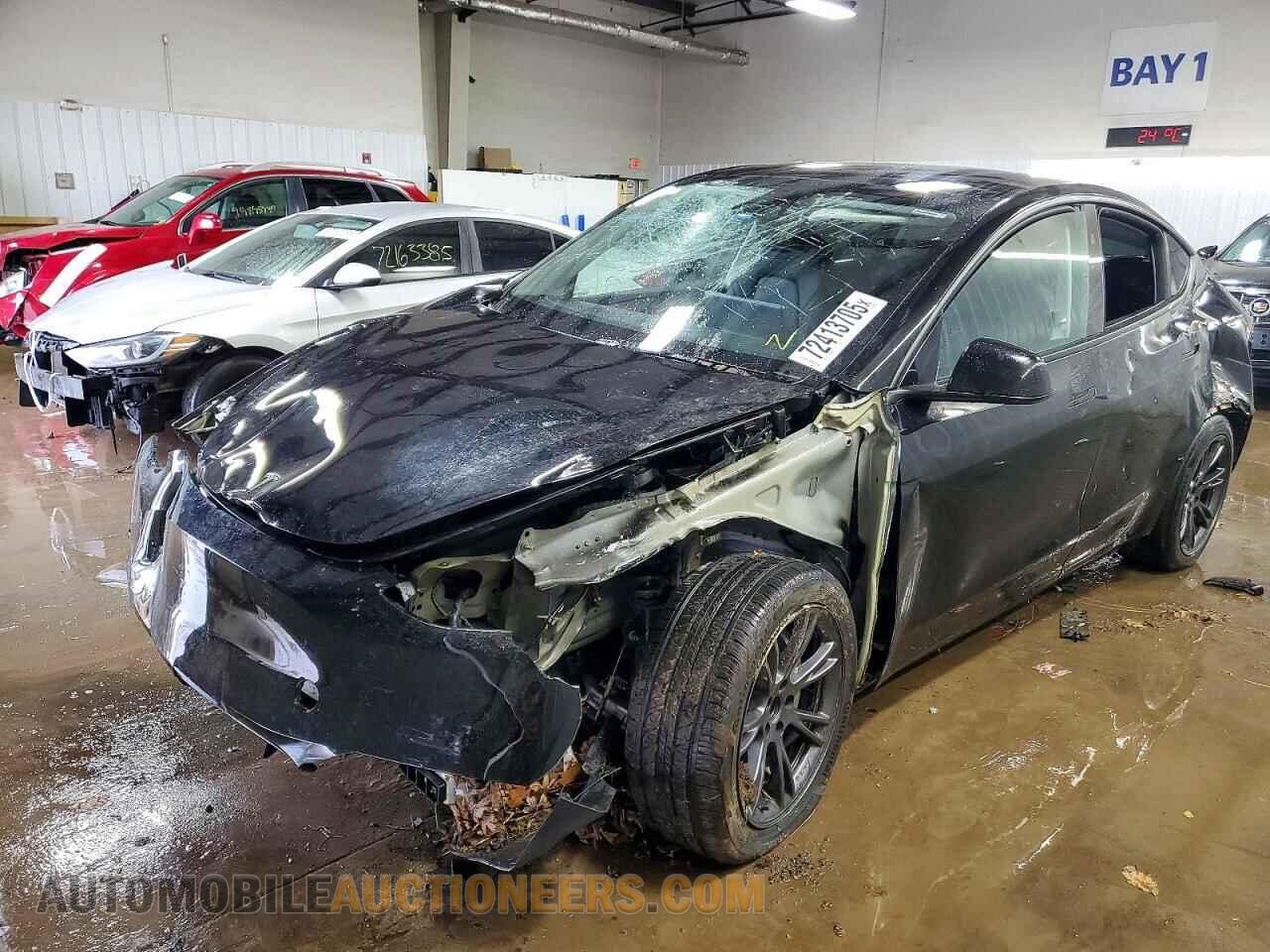7SAYGDEE9SF291213 TESLA MODEL Y 2025