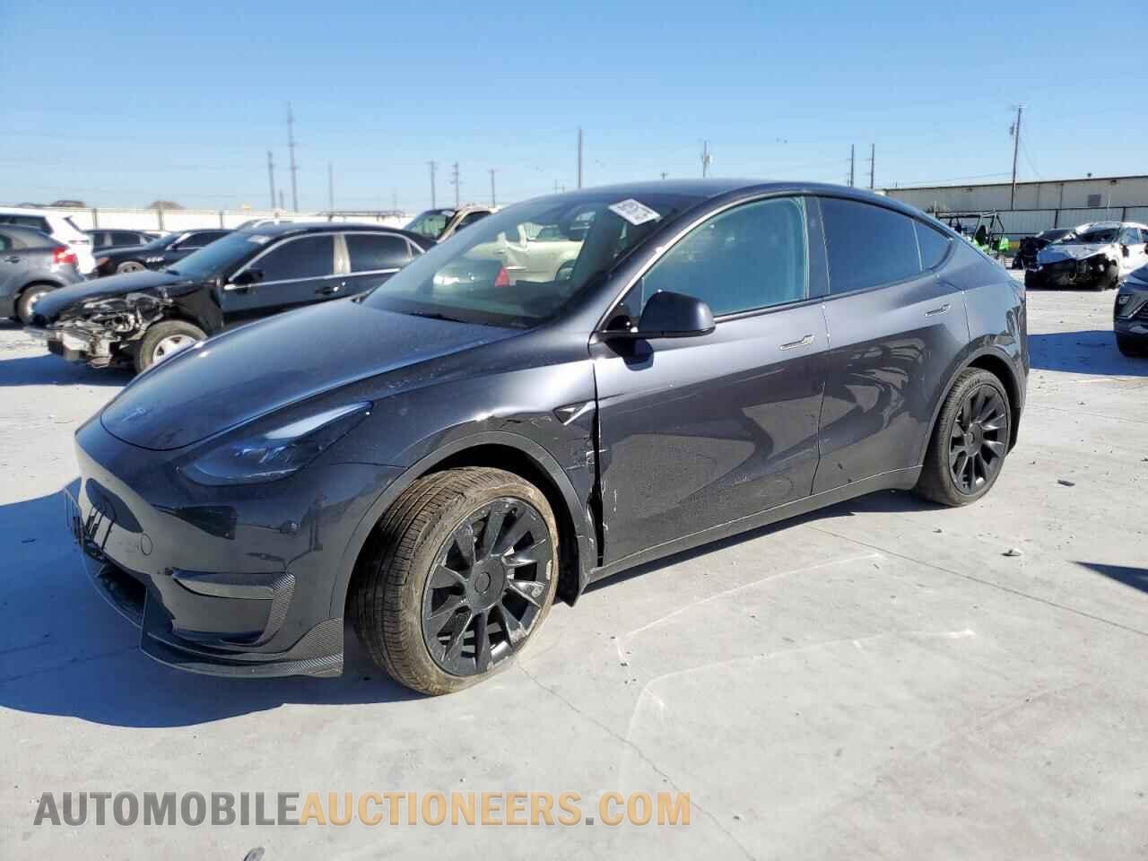 7SAYGDEEXRA242562 TESLA MODEL Y 2024