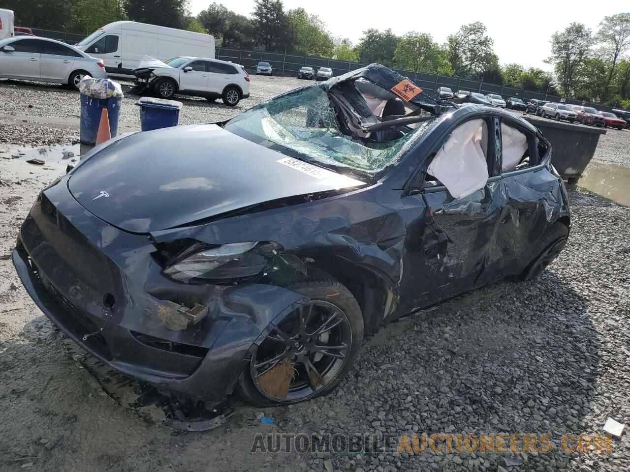 7SAYGDEEXRA324517 TESLA MODEL Y 2024