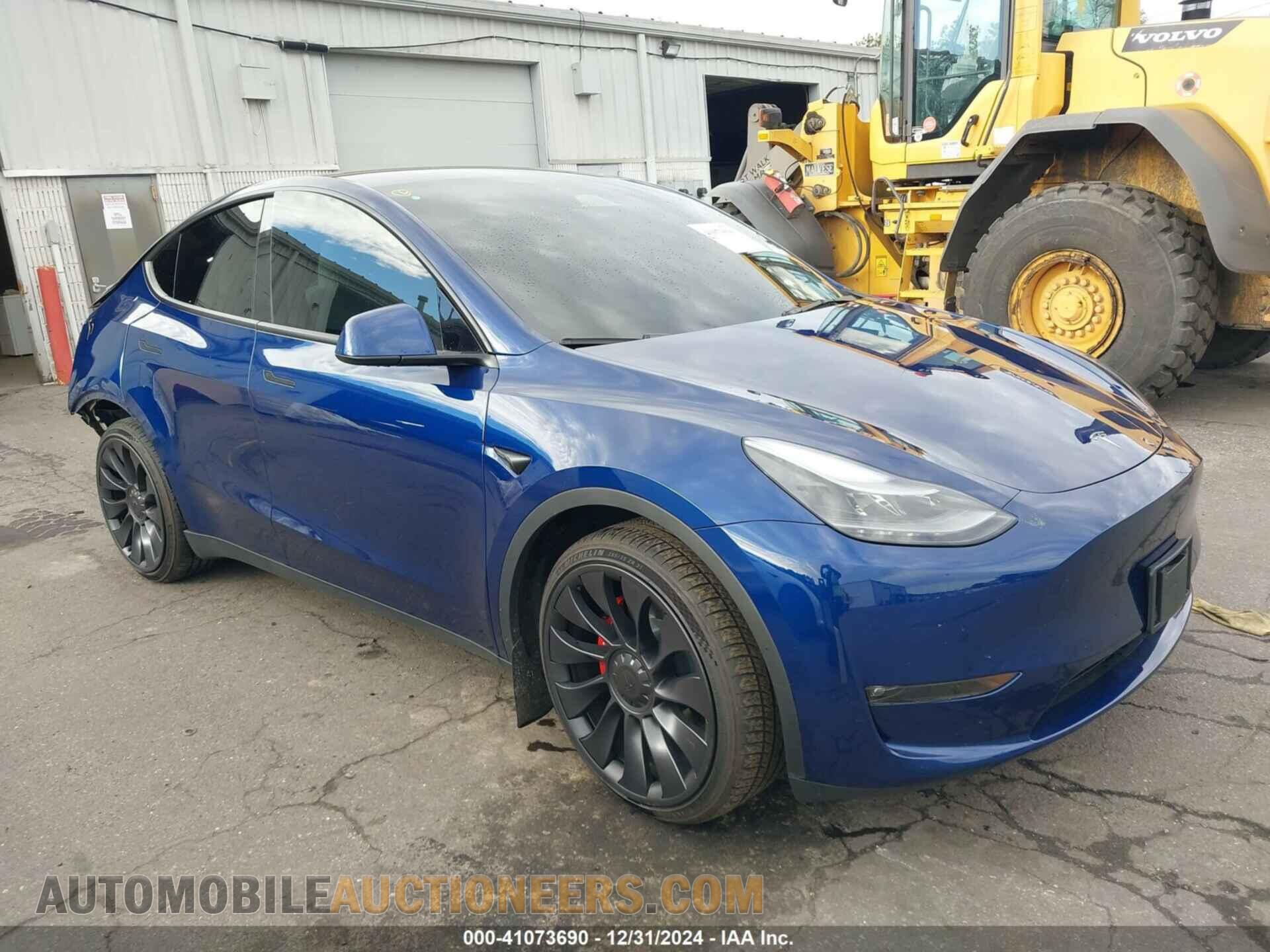 7SAYGDEF5RF028607 TESLA MODEL Y 2024