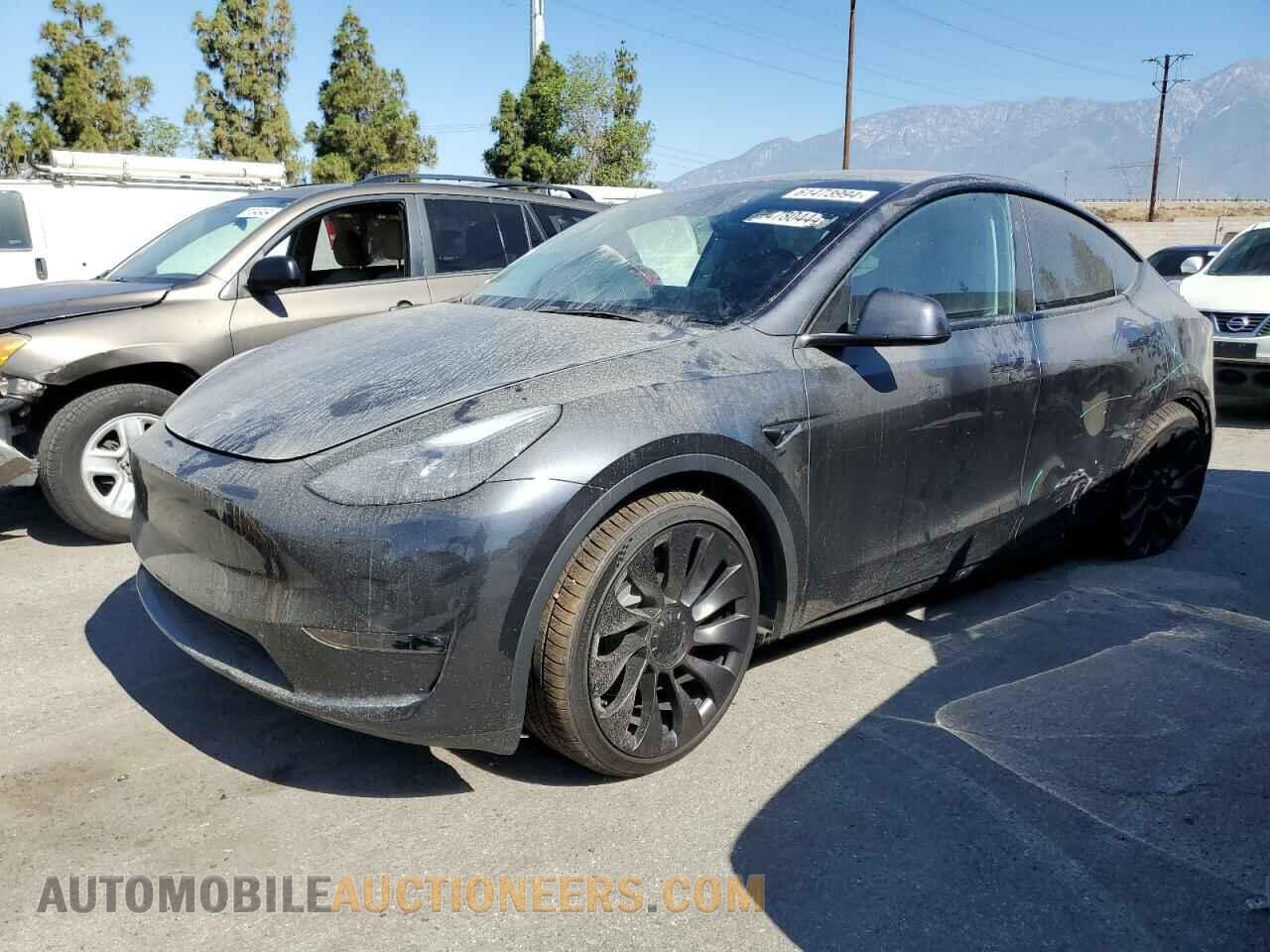 7SAYGDEF7RF023036 TESLA MODEL Y 2024
