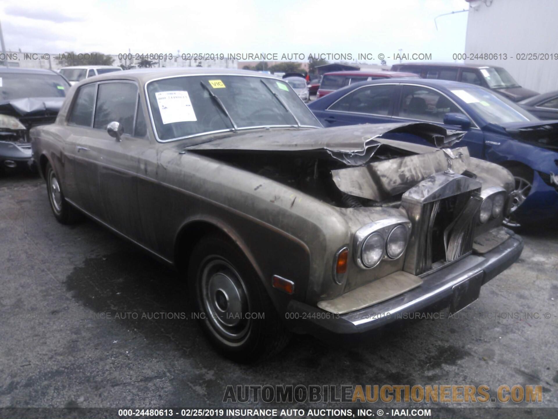 CRE26154 ROLLS-ROYCE CORNICHE 1976