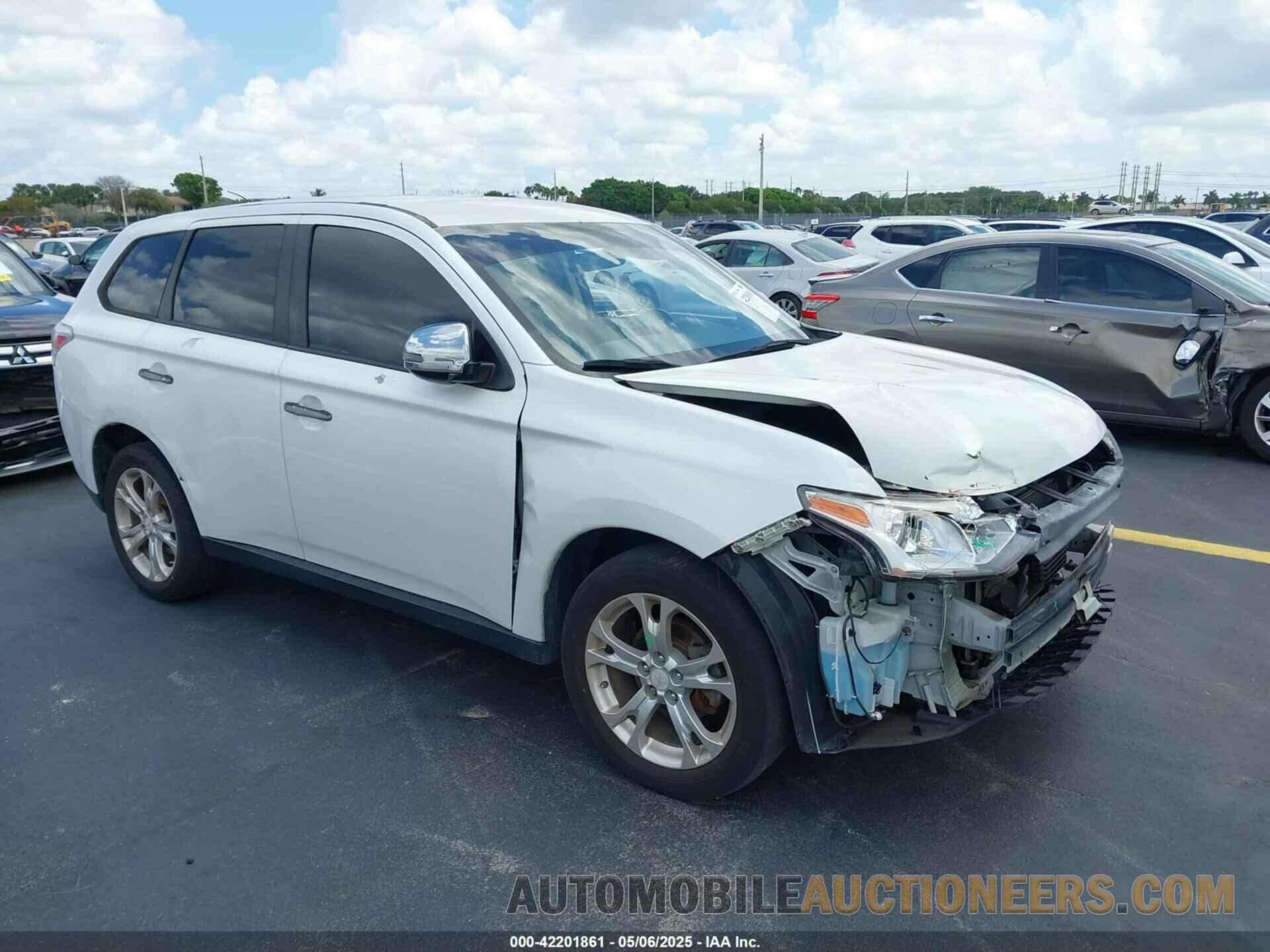 JA4AD3A34EZ011180 MITSUBISHI OUTLANDER 2014