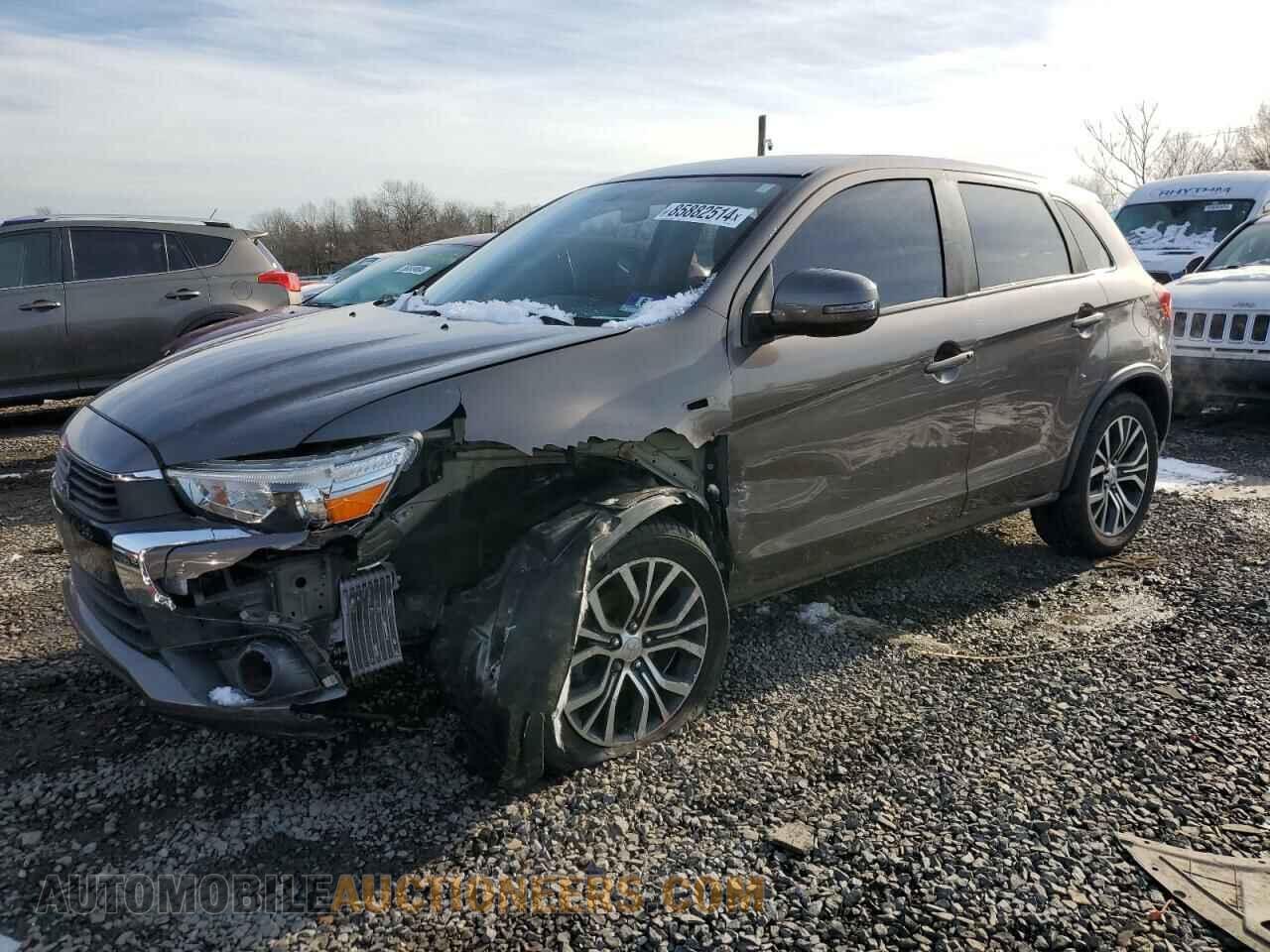 JA4AP3AW1HZ055708 MITSUBISHI OUTLANDER 2017