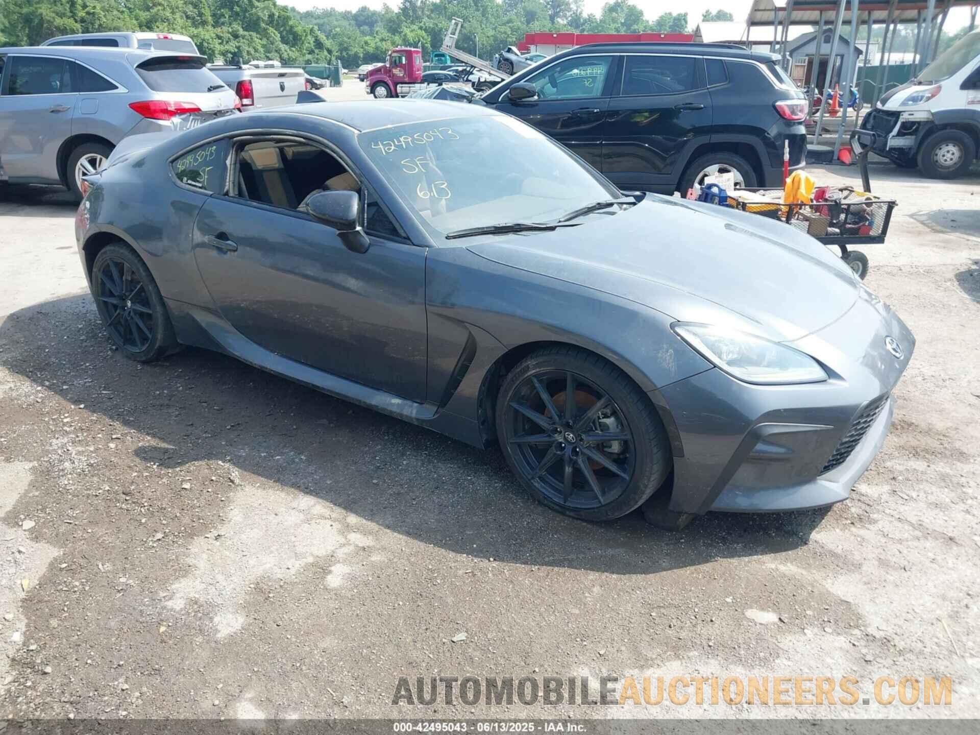 JF1ZNBE16R8756085 TOYOTA GR86 2024