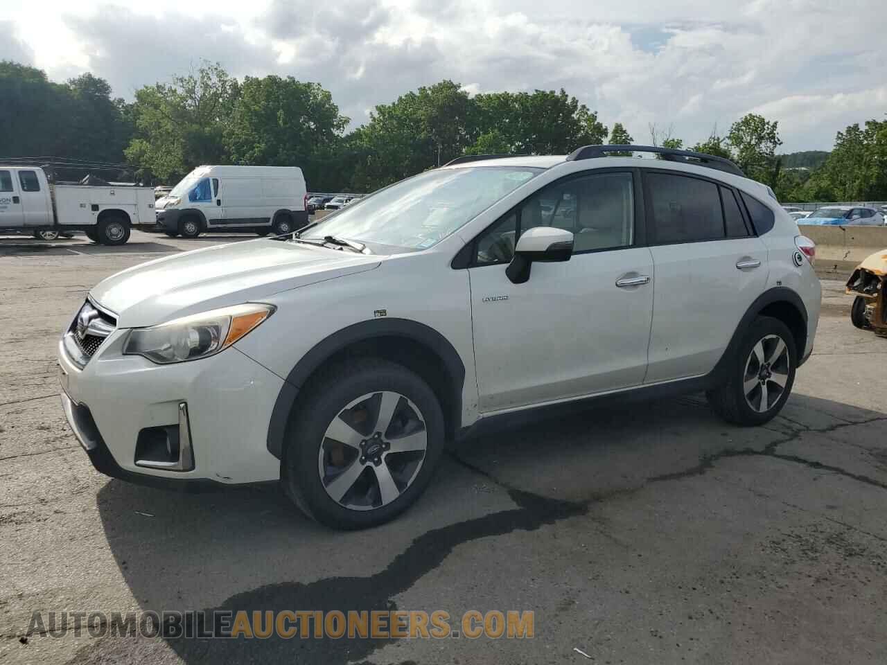 JF2GPBBC6GH267301 SUBARU CROSSTREK 2016