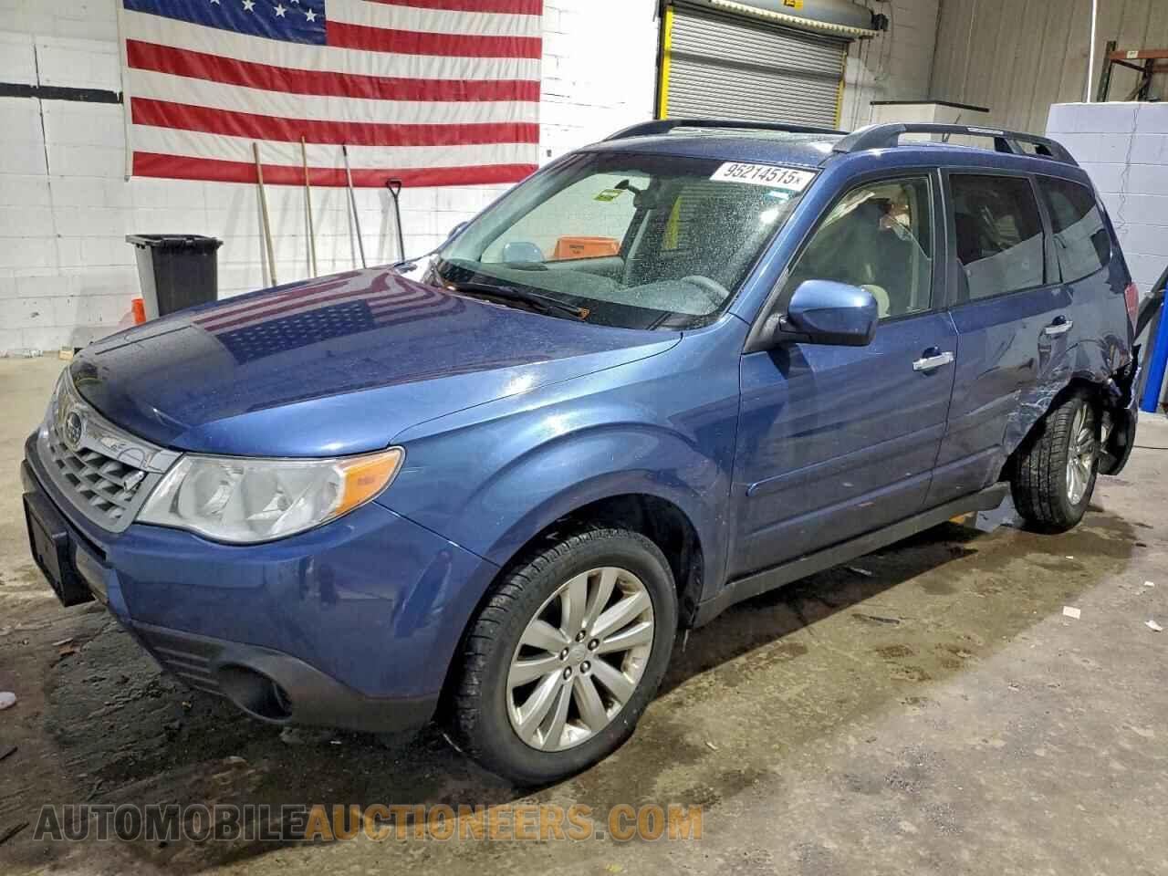 JF2SHADC2DH441925 SUBARU FORESTER 2013