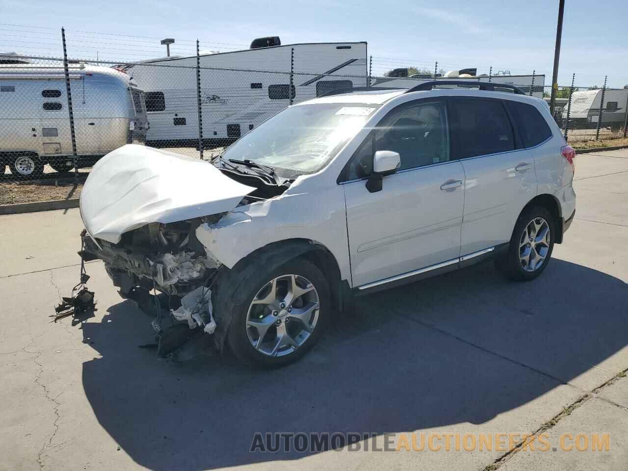 JF2SJAXC0GH523611 SUBARU FORESTER 2016
