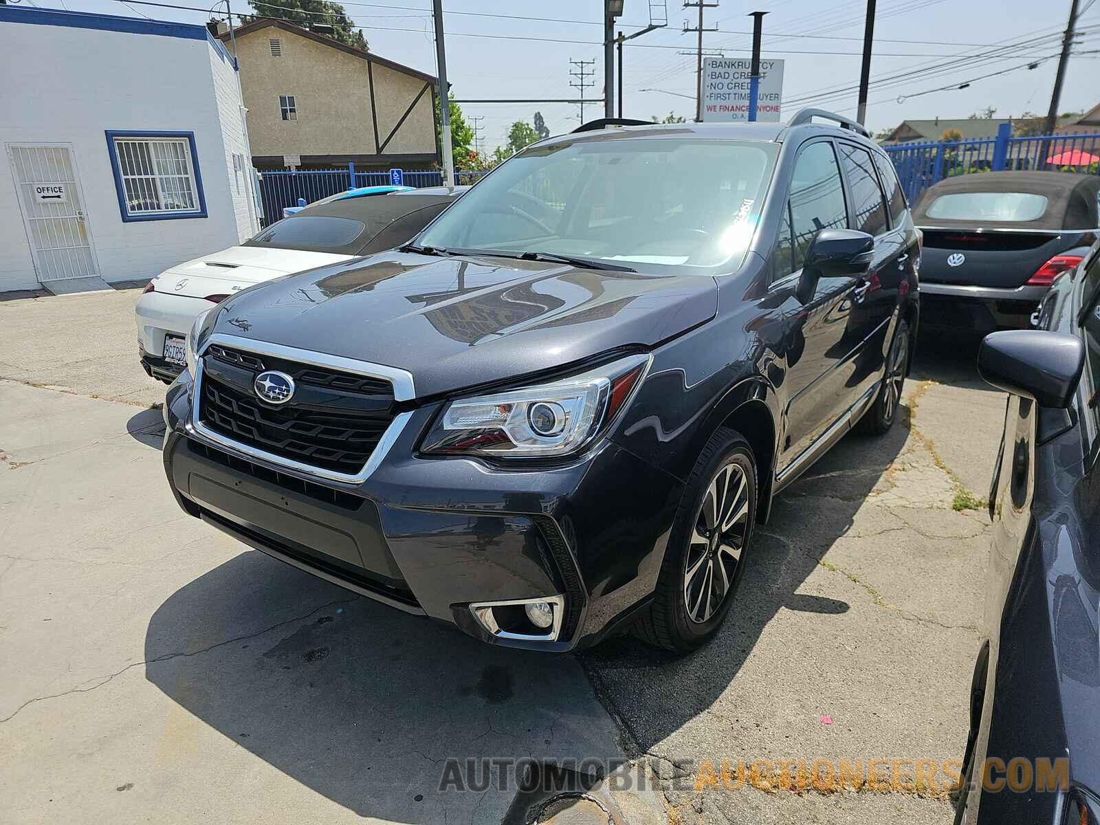 JF2SJGWC6JH573019 Subaru Forester 2018