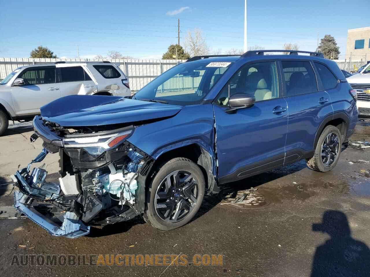 JF2SLDRC2SH445978 SUBARU FORESTER 2025