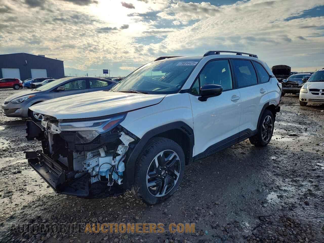 JF2SLDRC2SH450856 SUBARU FORESTER 2025