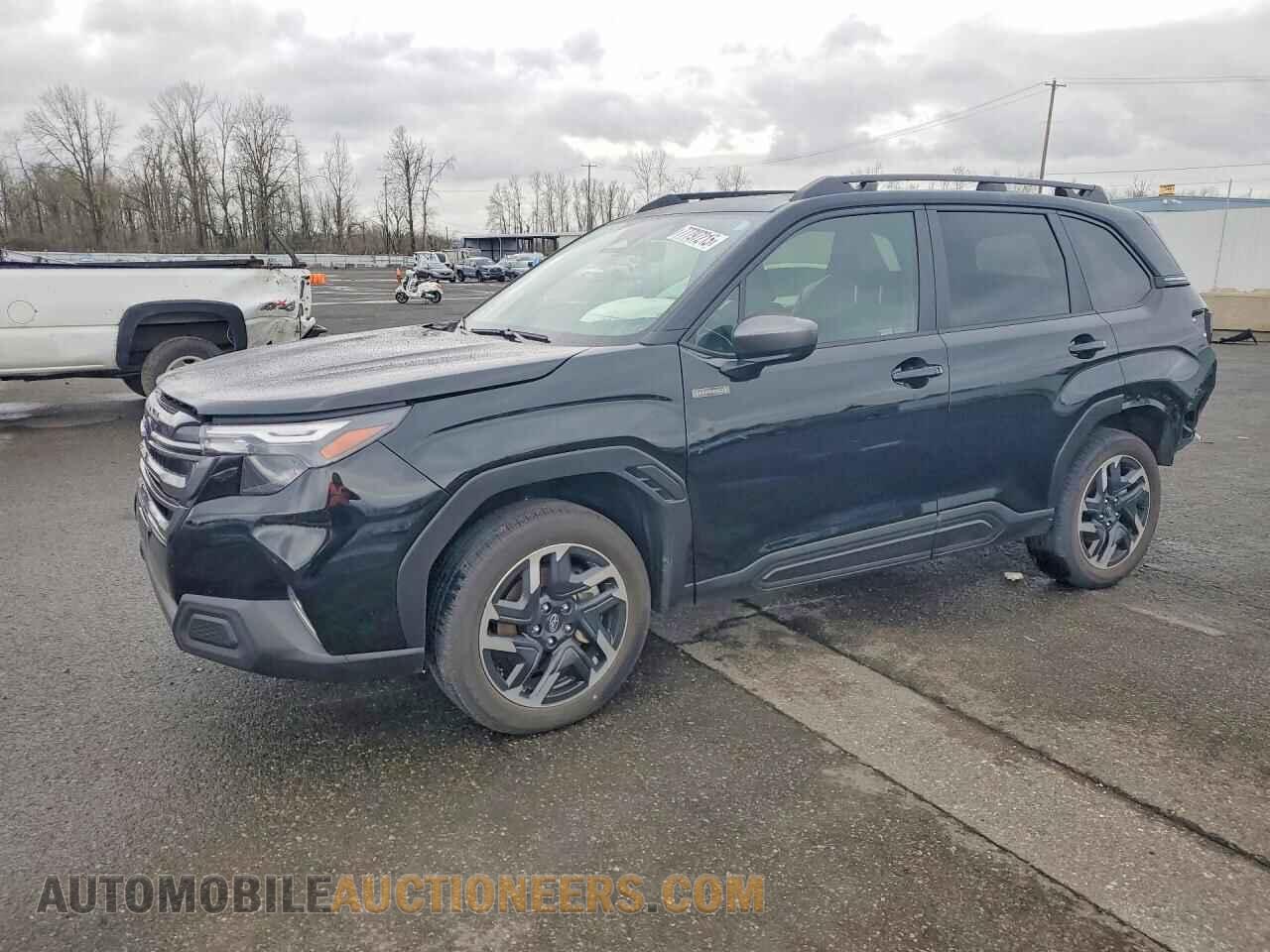 JF2SLSED7SH431948 SUBARU FORESTER 2025