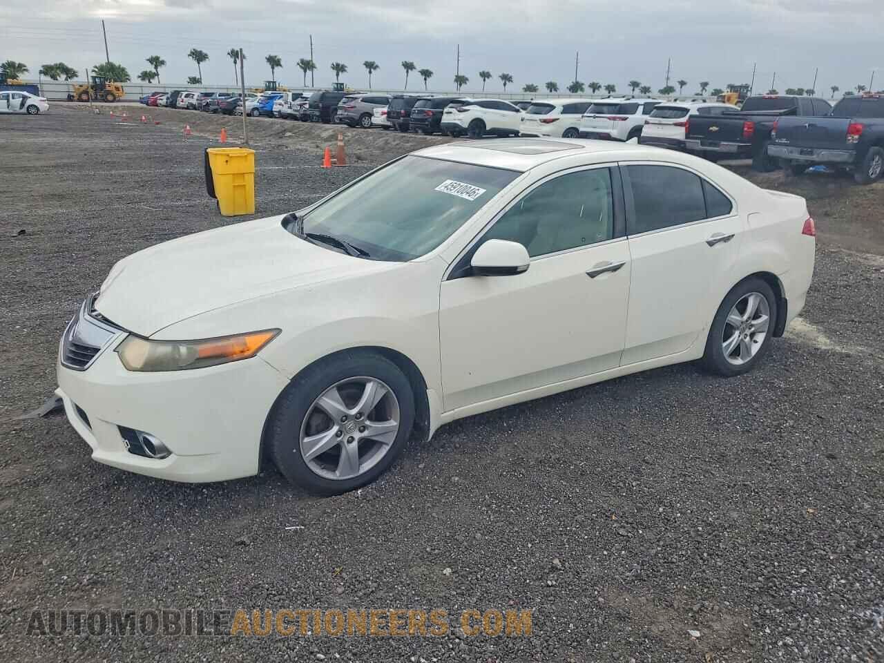 JH4CU2F60BC008317 ACURA TSX 2011