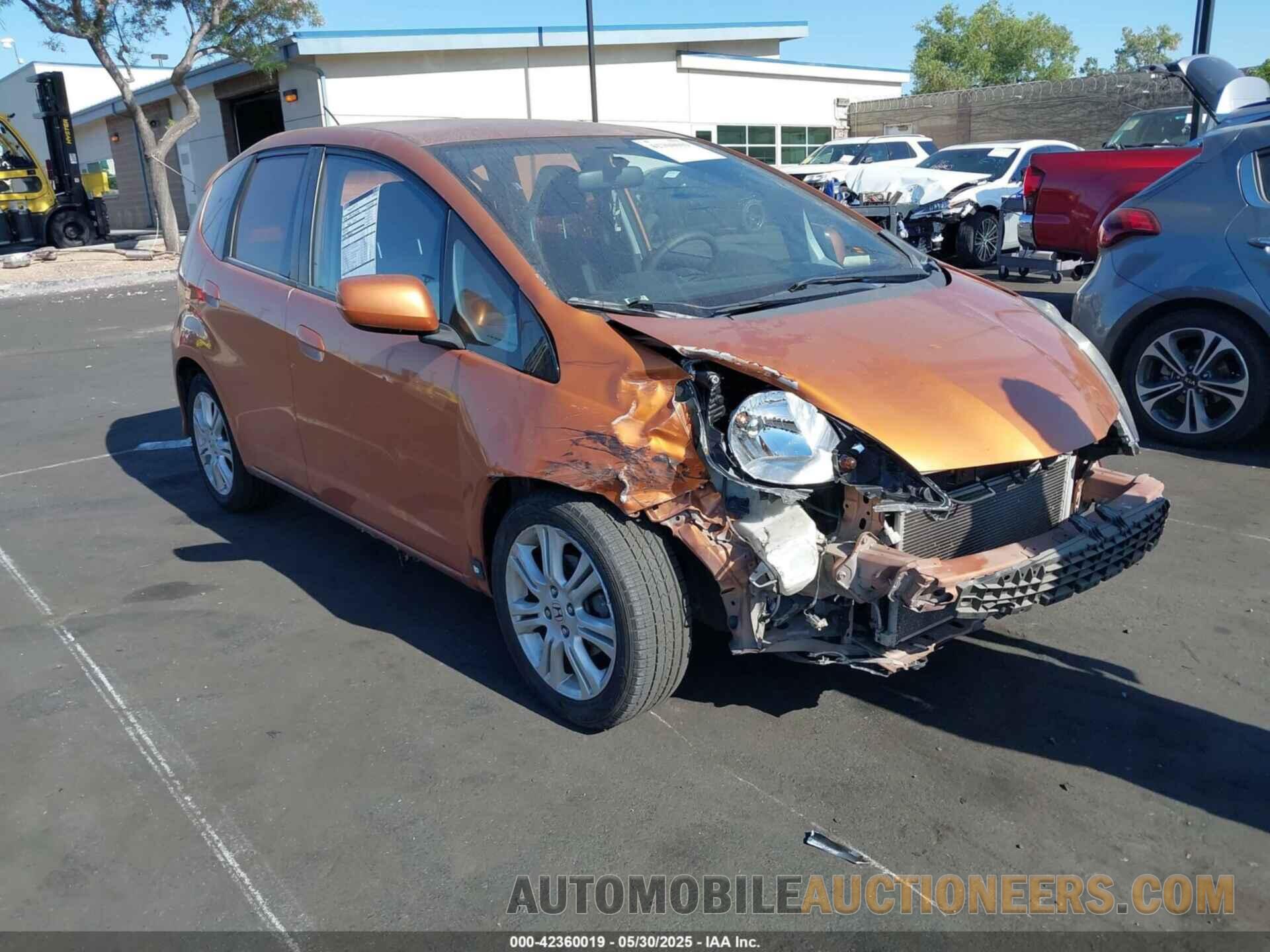 JHMGE8H59BS008957 HONDA FIT 2011